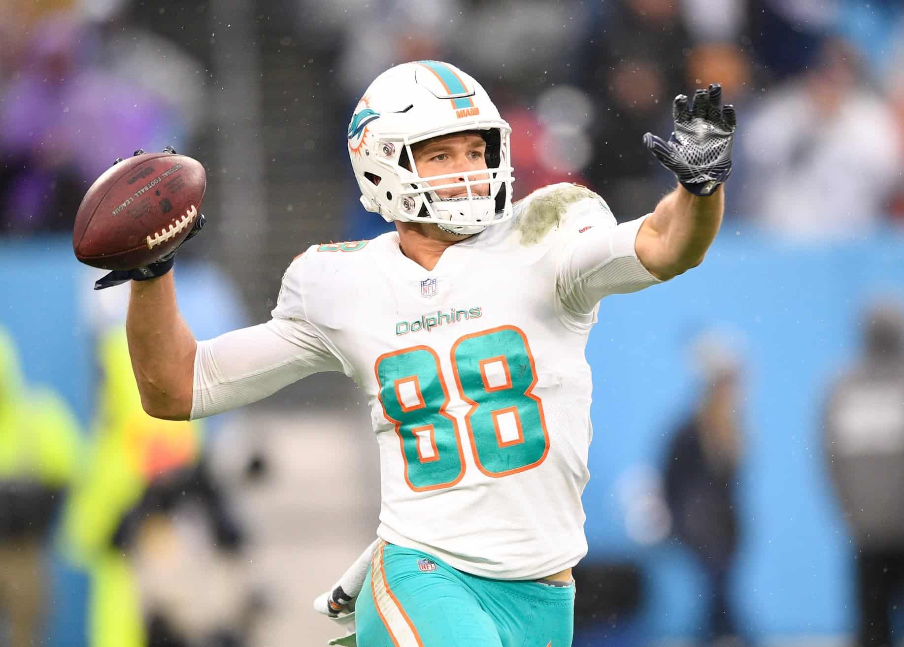 Crotch Grabs, Snowballs, and Helmet Thefts - What's Next in Wild Miami  Dolphins-Buffalo Bills Rivalry?