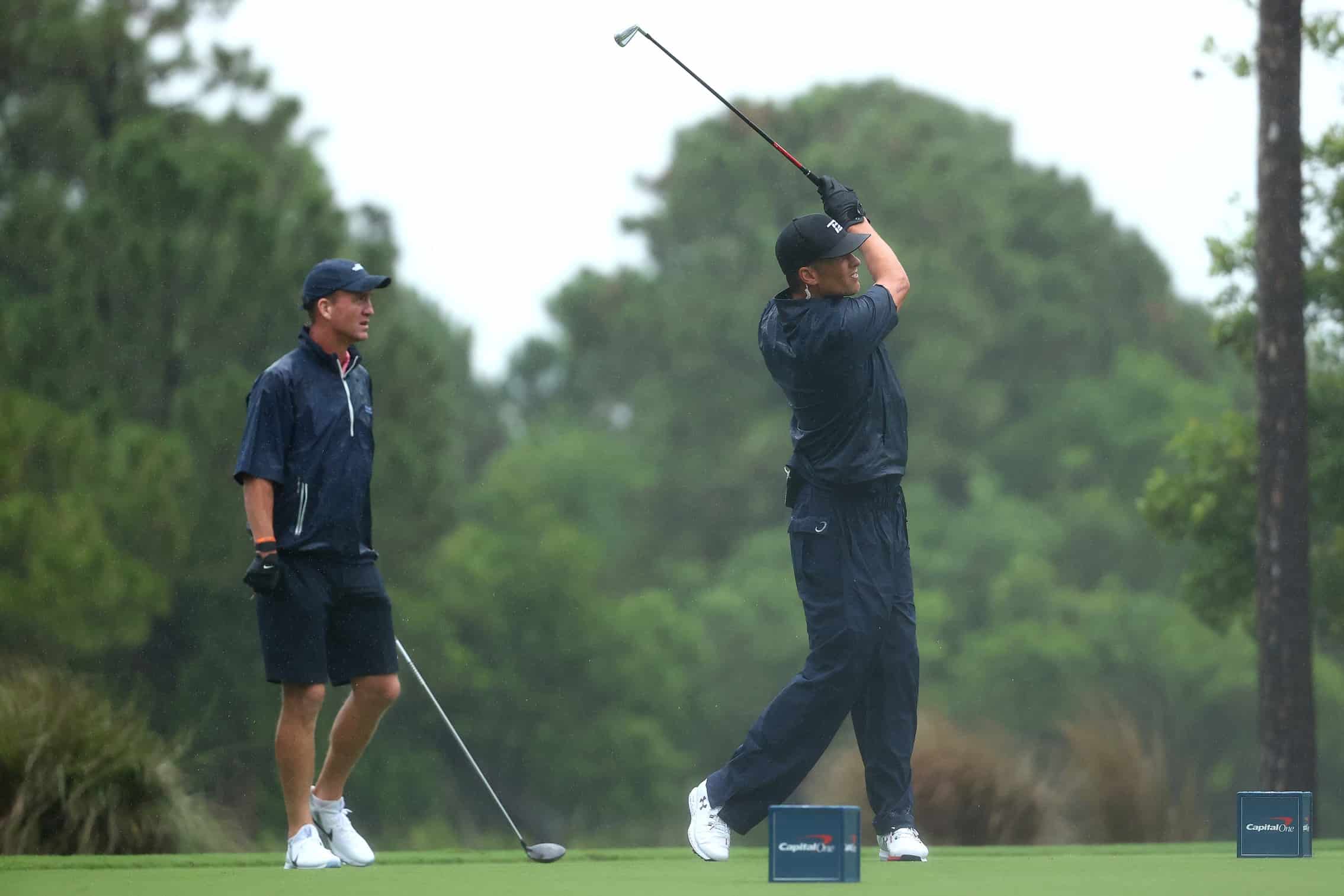 Tom Brady, Aaron Rodgers to Play in Golf Game Without Pros on TNT