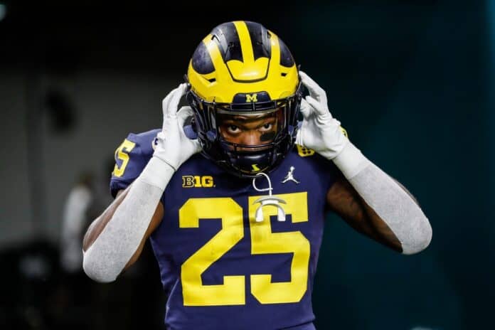 Hassan Haskins put Michigan on his back! The senior RB had a