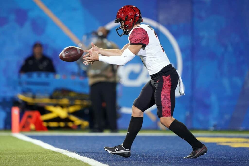 Matt Araiza draft rumors: San Diego State punter declares for 2022 NFL Draft,  where Punt God will be picked - DraftKings Network