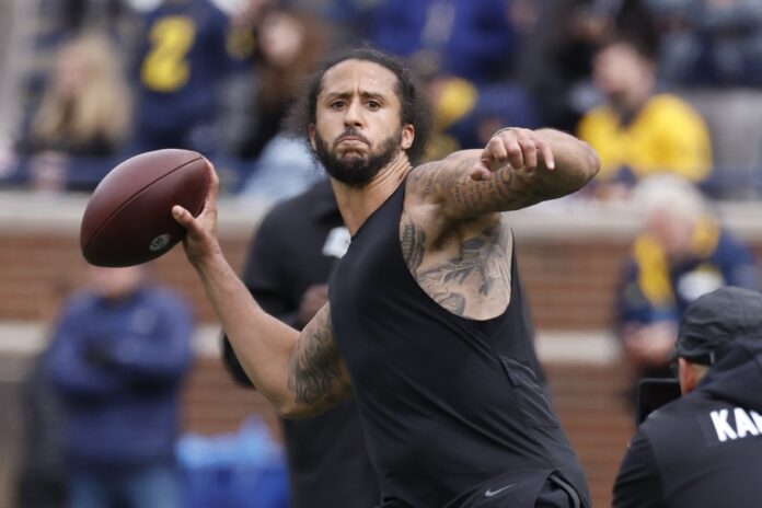 Colin Kaepernick working out in Seattle today with another Seahawks WR