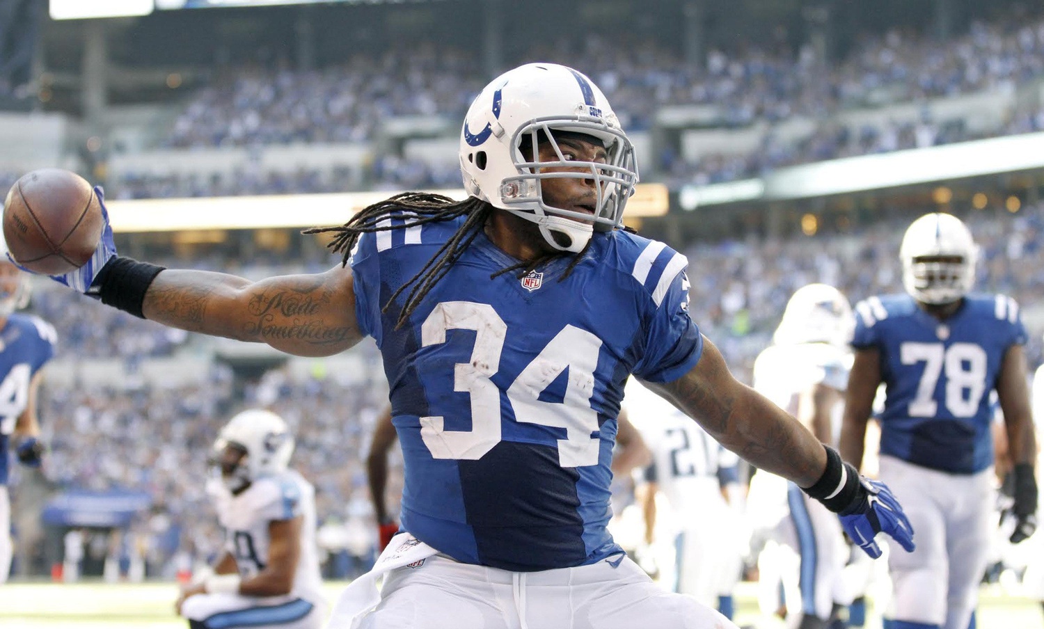 Former Alabama football star Trent Richardson on 1-year deal in Mexico