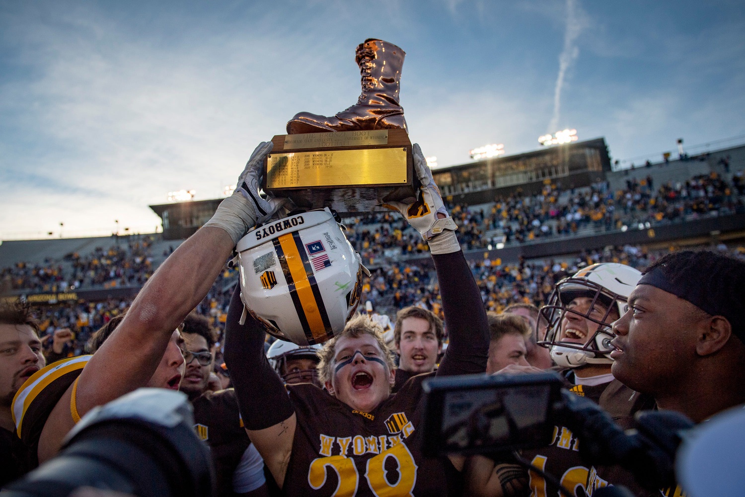 One Of The Best Cowboys In Football Coming Back To Wyoming