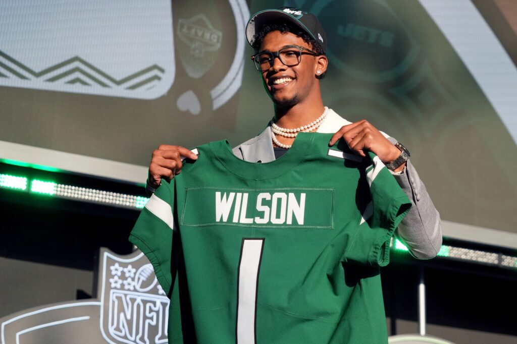 Fantasy Football Expert Analysis for Garrett Wilson, NFL Draft Day 1  Rookies, News, Scores, Highlights, Stats, and Rumors