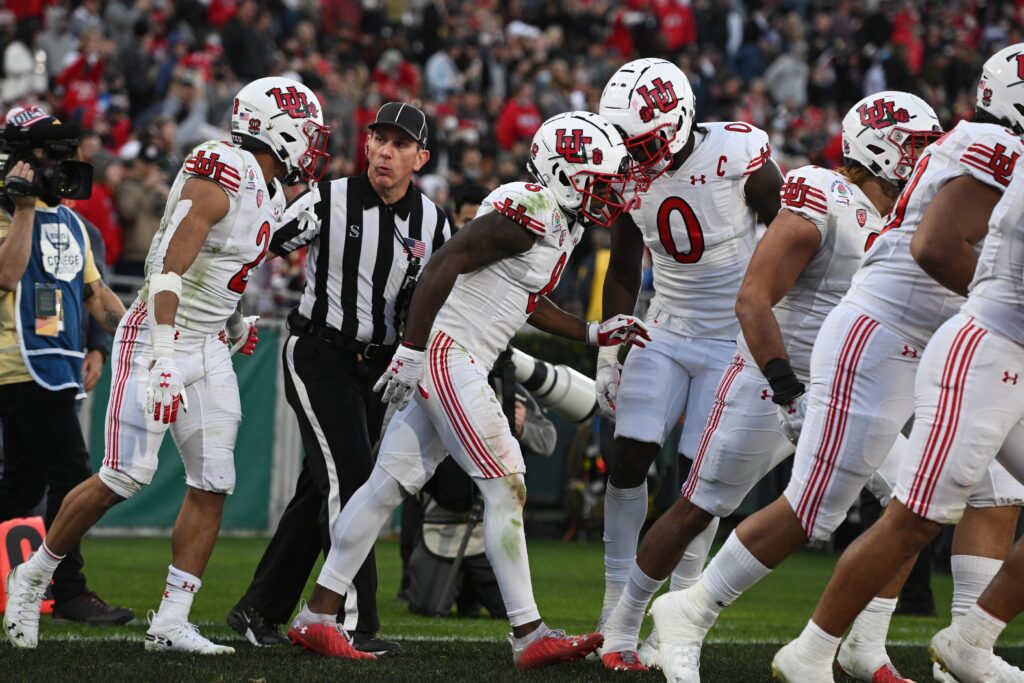 How to Watch: College Football Games Championship Weekend - Visit NFL Draft  on Sports Illustrated, the latest news coverage, with rankings for NFL  Draft prospects, College Football, Dynasty and Devy Fantasy Football.