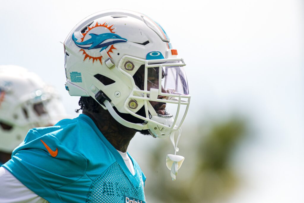 Xavien Howard excited about Dolphins as minicamp begins