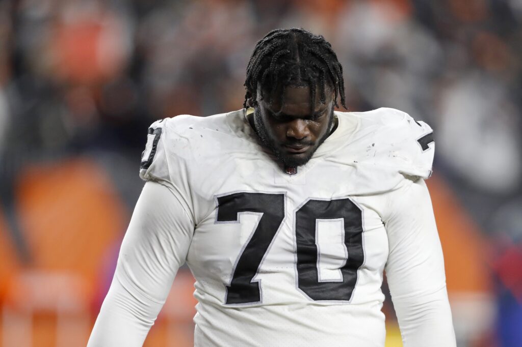 Las Vegas Raiders Draft Alex Leatherwood at No. 17: Twitter reacts