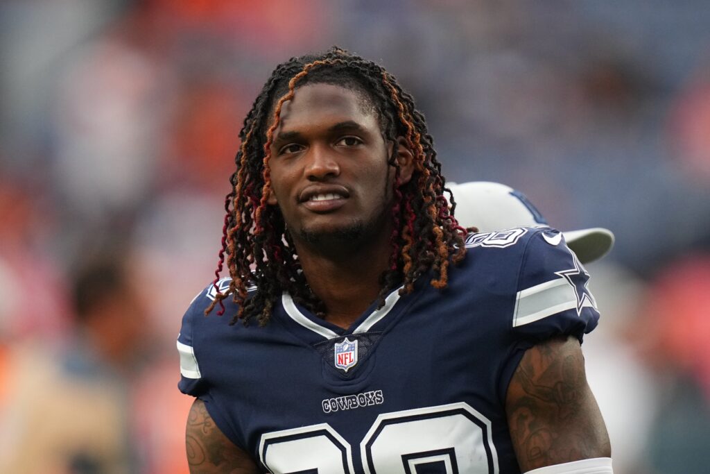 Cowboys WR CeeDee Lamb misses practice vs. Chargers with foot issue