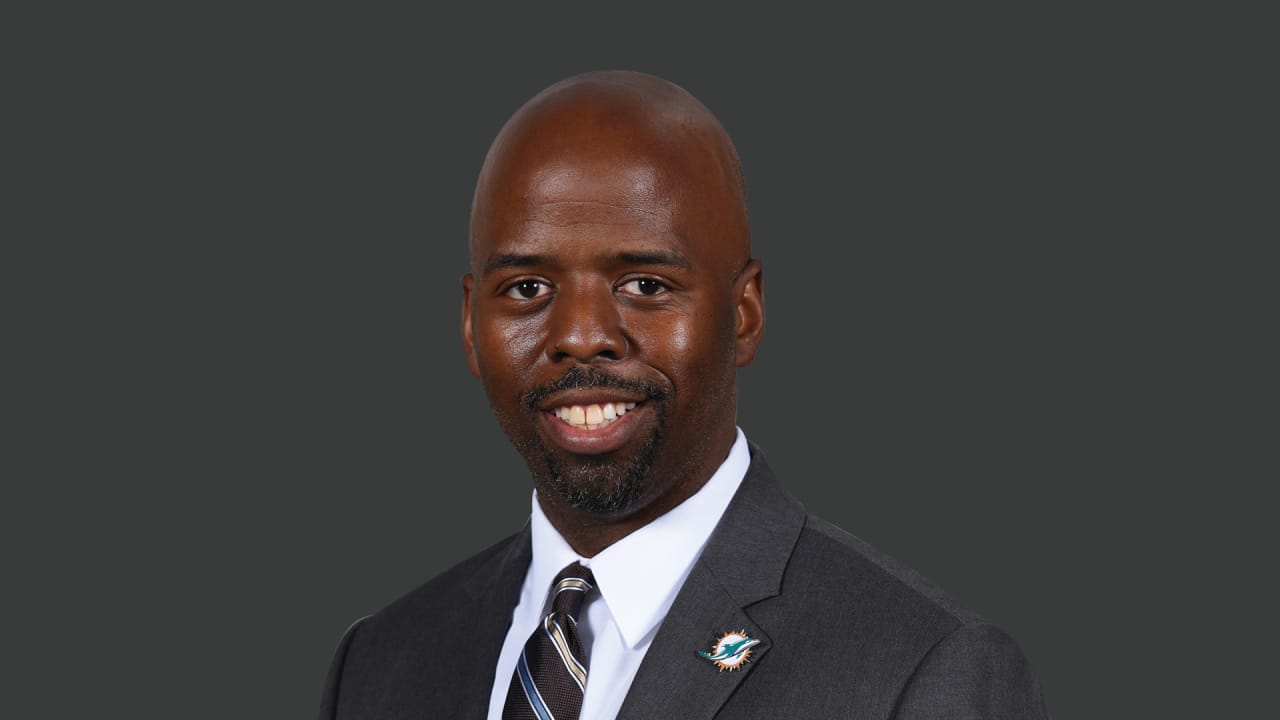 Miami Dolphins announce passing of Jason Jenkins, VP of communications -  CBS Miami