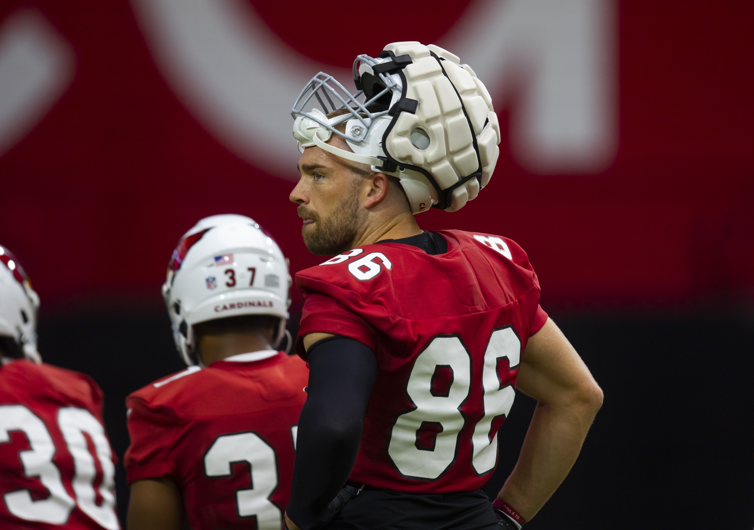 Fantasy Football 2022 Early Prep: Cardinals' offseason decisions could be  bad news for Zach Ertz's stock 