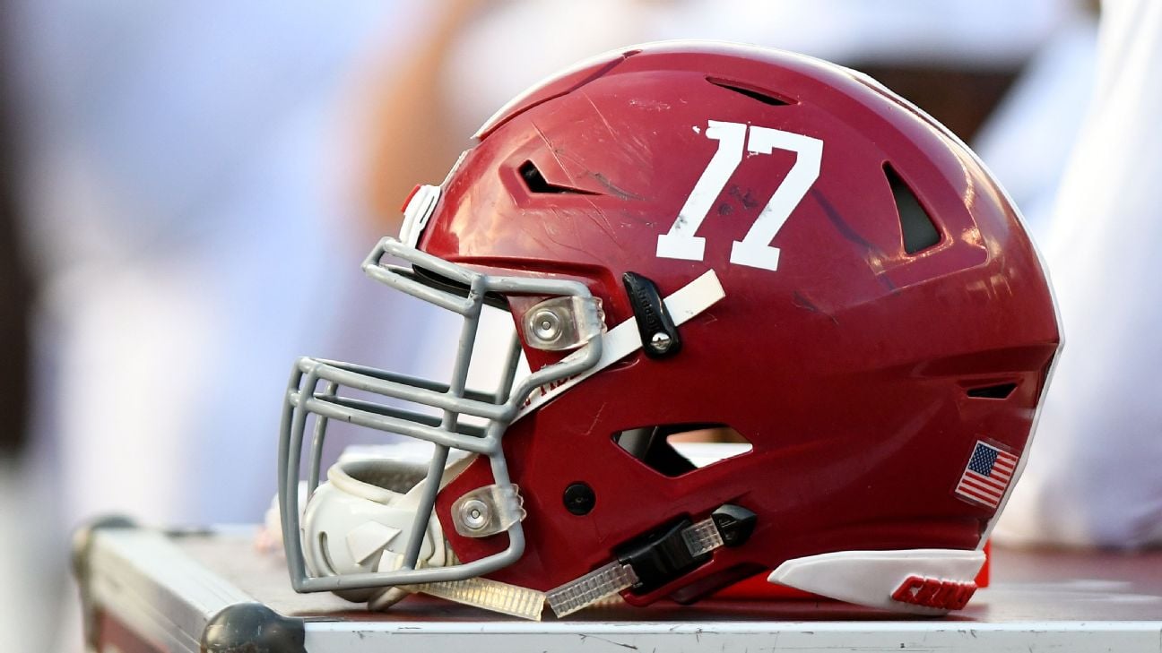 The 50 best helmets in college football