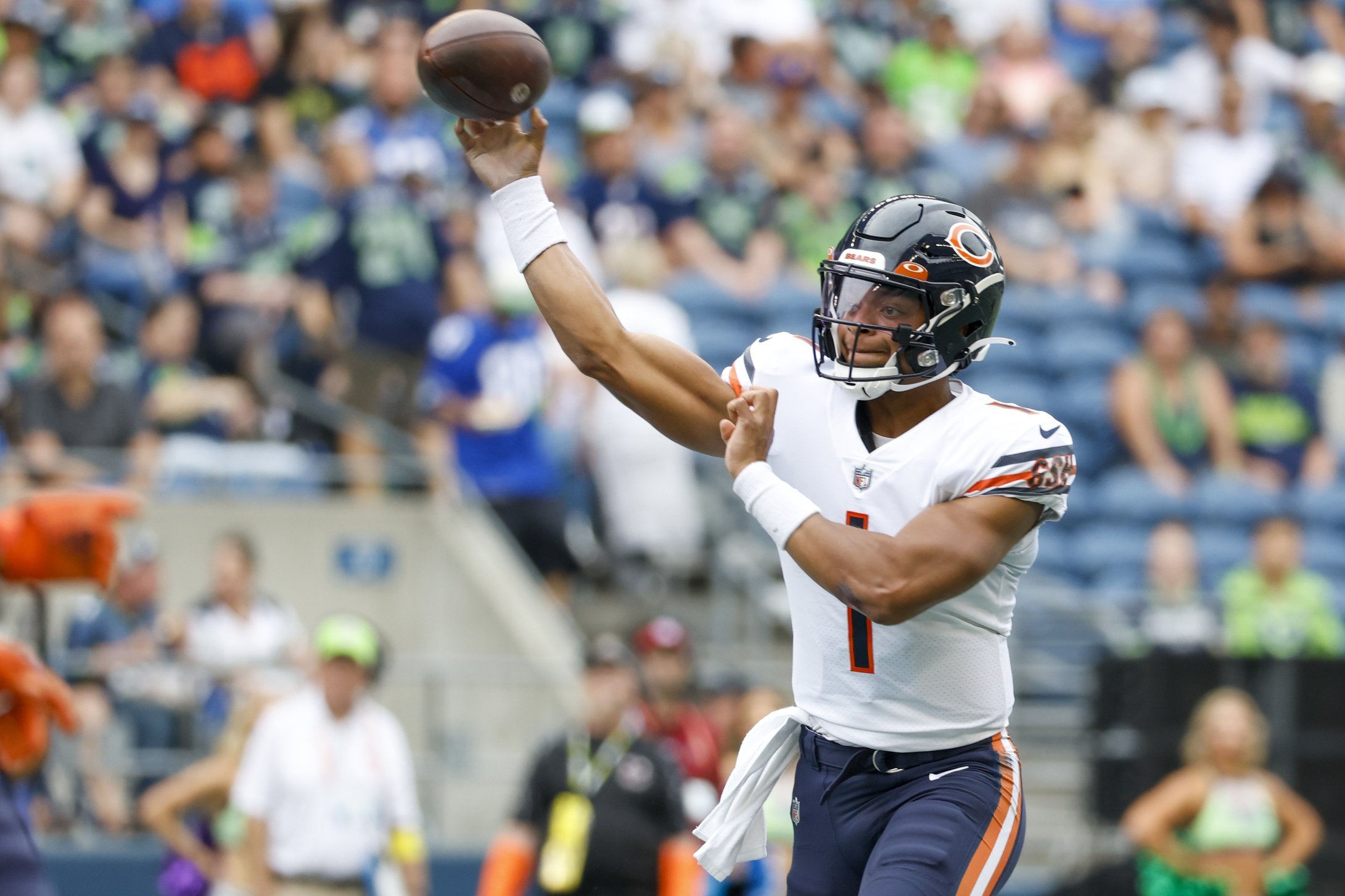 Chicago Bears OC Luke G  says he's encouraged by QB Justin Fields even  with improvement needed