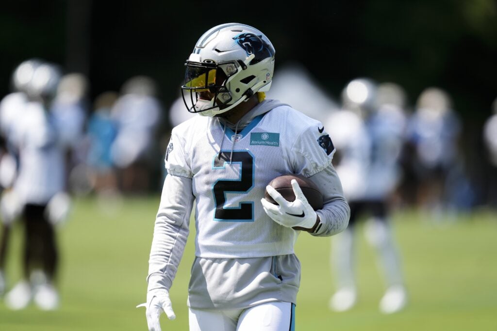 DJ Moore Fantasy's Value Heading Into 2022 Season - Sports Illustrated Carolina  Panthers News, Analysis and More