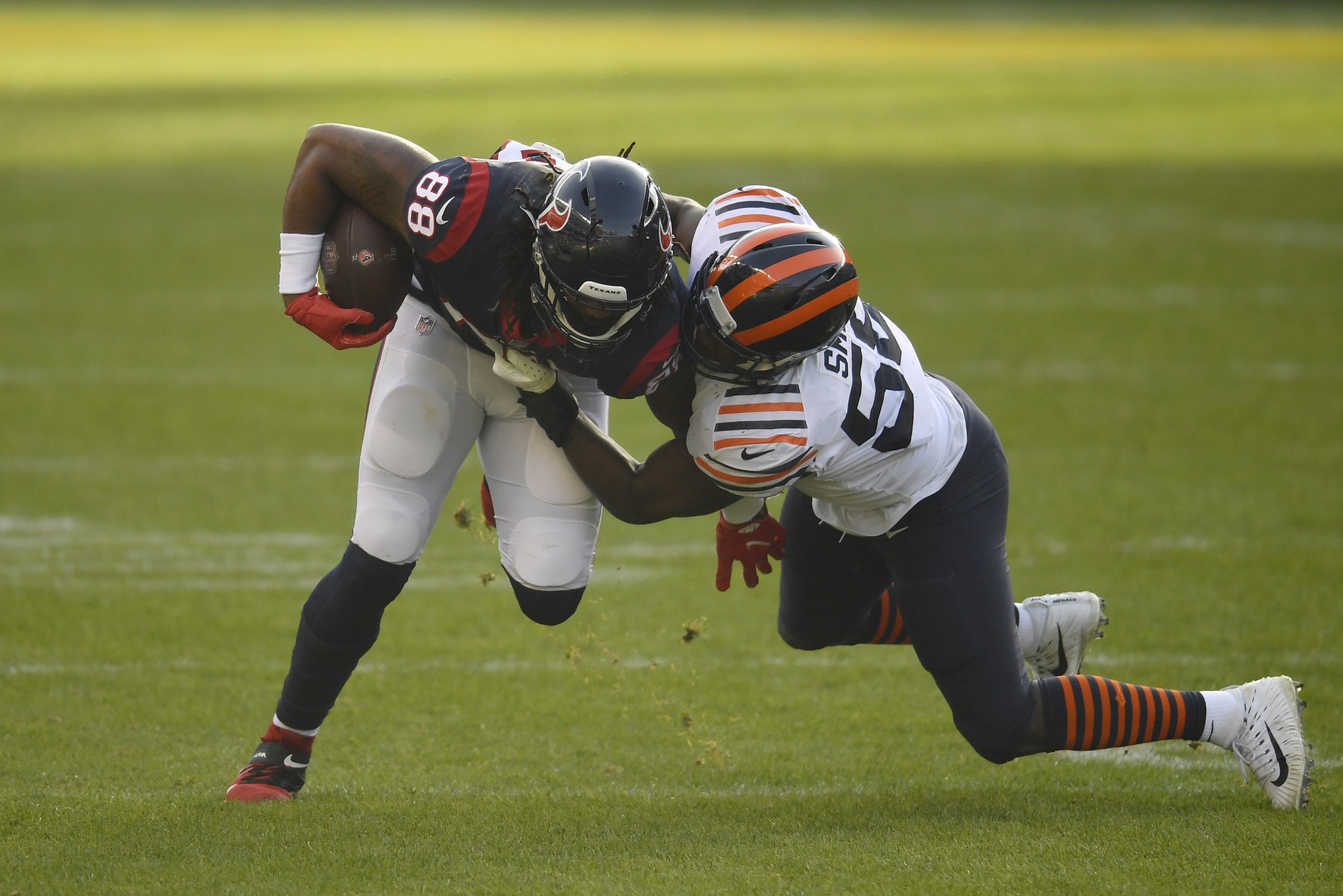 Chicago Bears linebacker Roquan Smith is betting on himself and