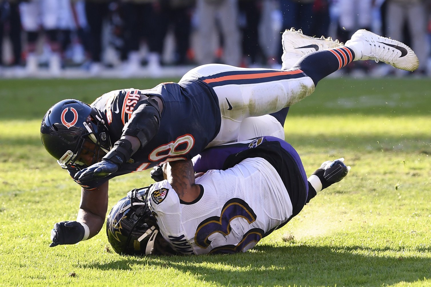 Chicago Bears linebacker Roquan Smith requests a trade