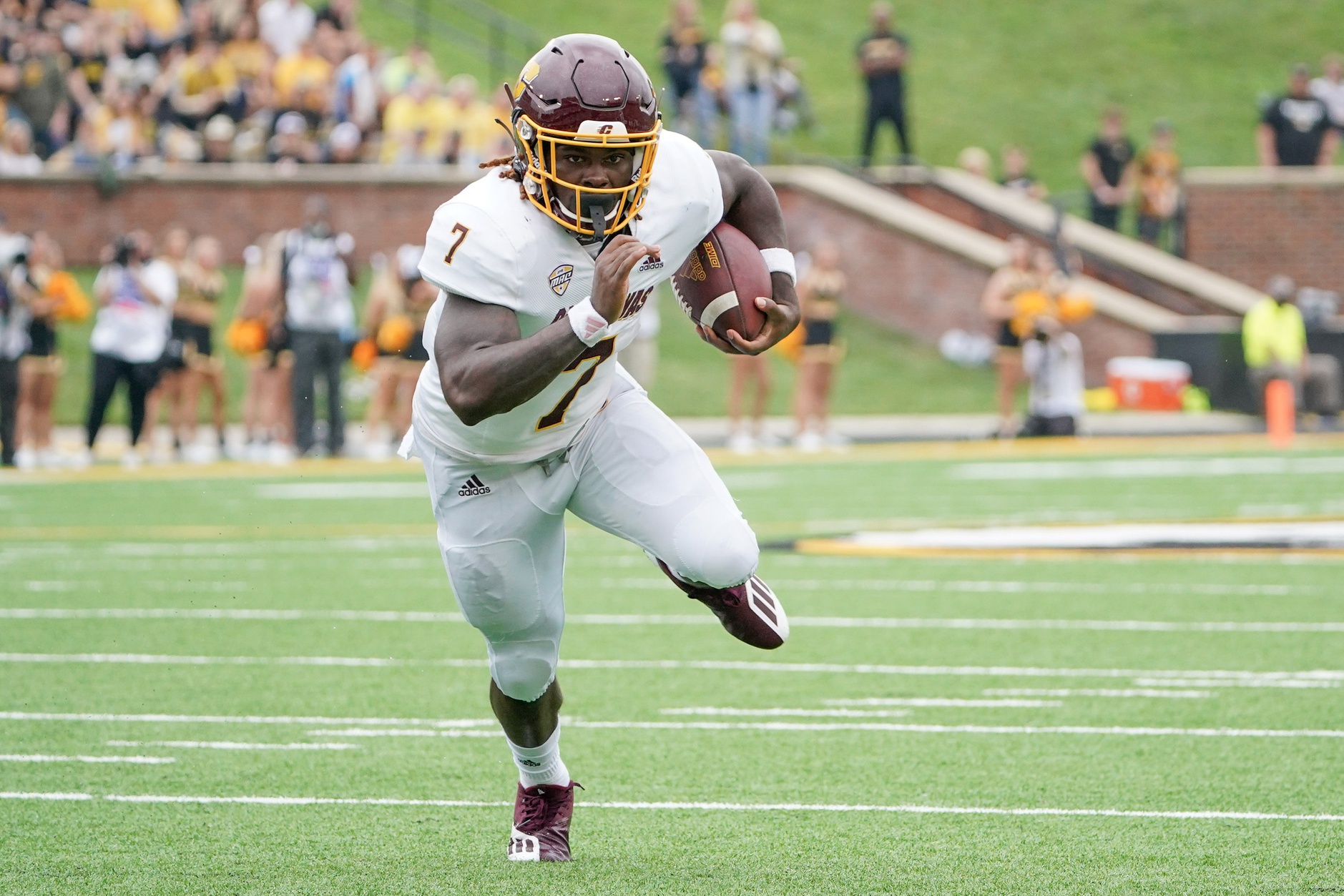 Two More Preseason Honors For Cooper Rush - Central Michigan University  Athletics