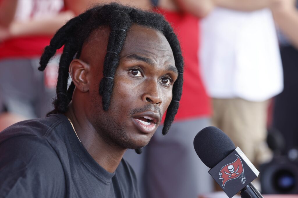 Live Full PPR Mock Draft  Julio Jones to the Buccaneers BUT Should You  Draft Him?! (2022) 