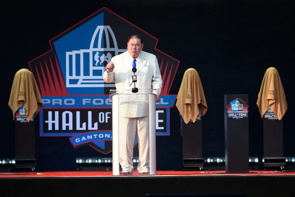Hall of Fame Enshrinement: 2022 class takes its spot in Canton