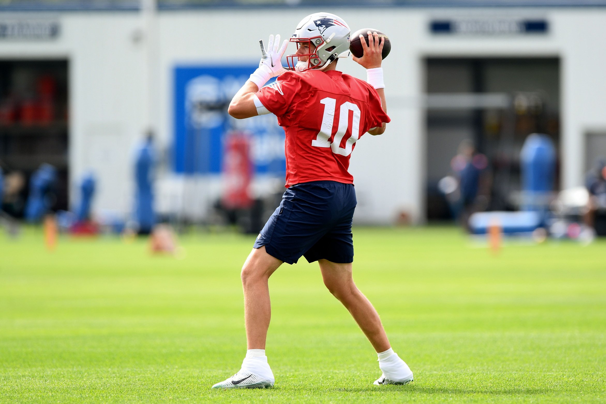 Mac Jones fantasy football, DFS outlook: What to do with the Patriots QB in  the Wild Card Round - DraftKings Network