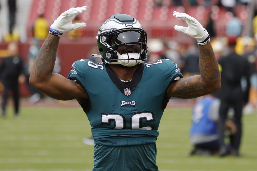 Eagles Move to 4-0, Beat Jaguars Behind Miles Sanders, Five Forced