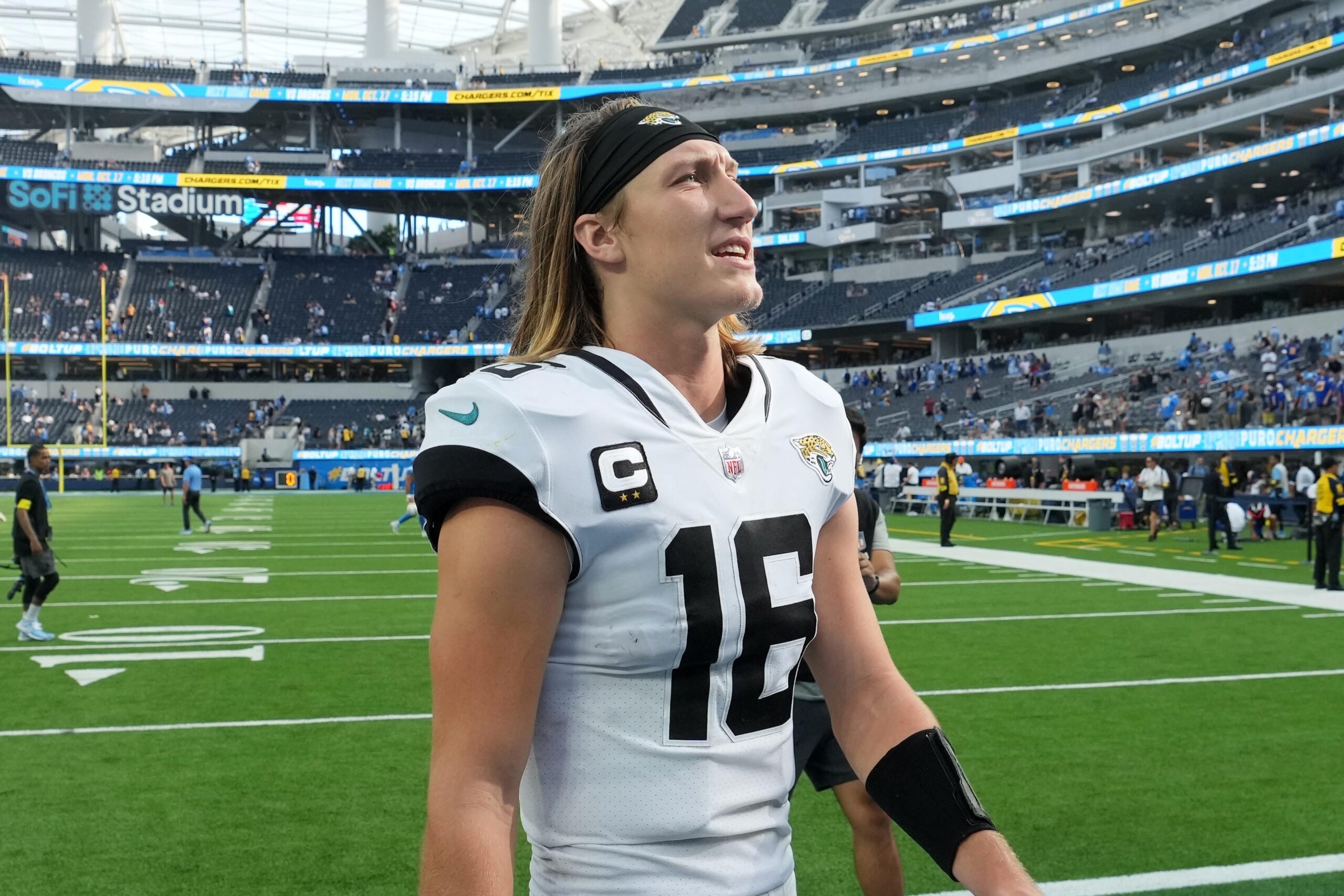 Fantasy Football Week 4 Start 'Em & Sit 'Em: Justin Fields, Alvin Kamara,  Trevor Lawrence finally get to eat 