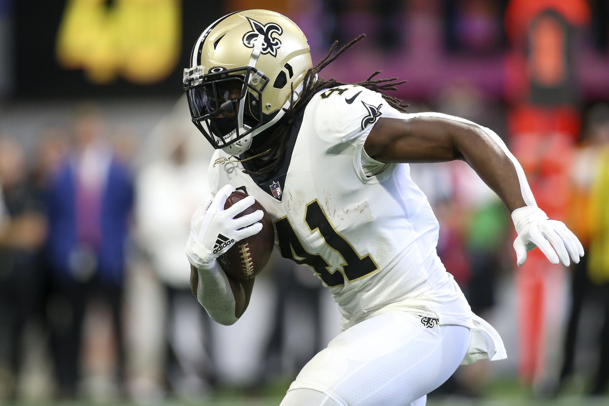 Fantasy Football: Is Alvin Kamara worth the risk given his legal situation?