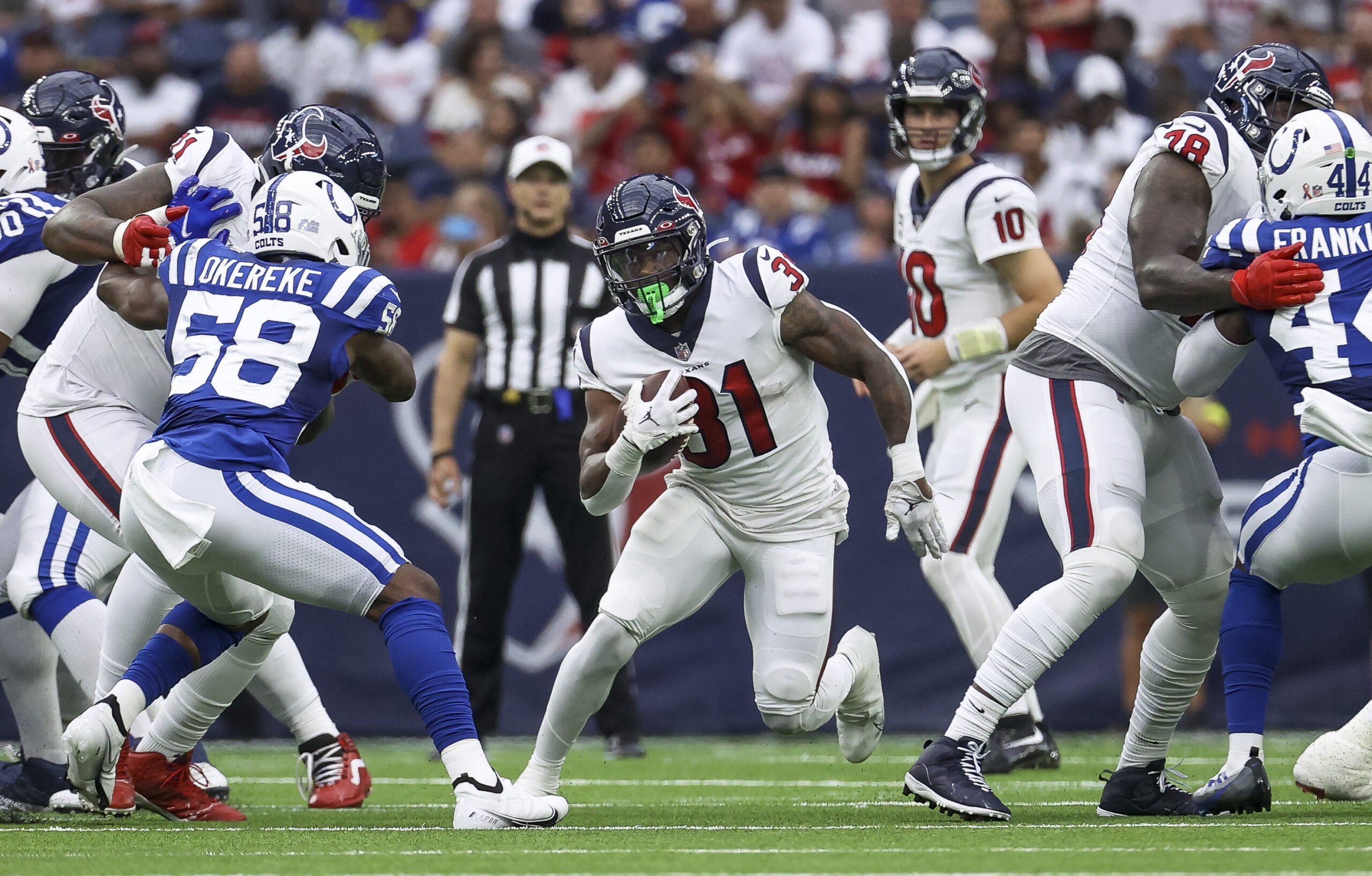 Houston Texans 'Believe In' Running Game; Dameon Pierce Breakout Season  Coming? - Sports Illustrated Houston Texans News, Analysis and More