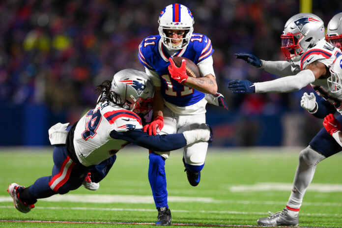 Bucs add former Bills WR Cole Beasley after Mike Evans suspension