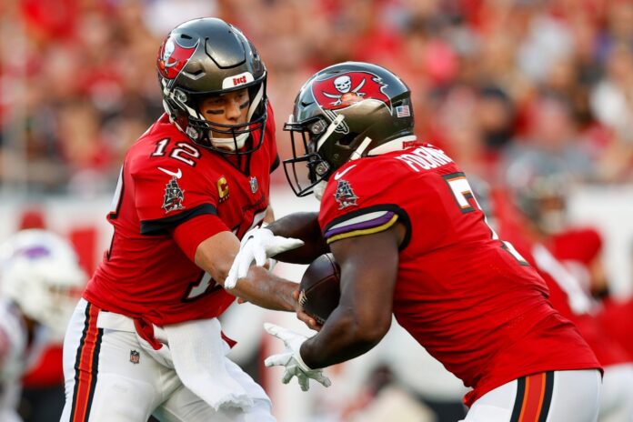 Buccaneers fail to adapt in 2022 as others in NFL cash in