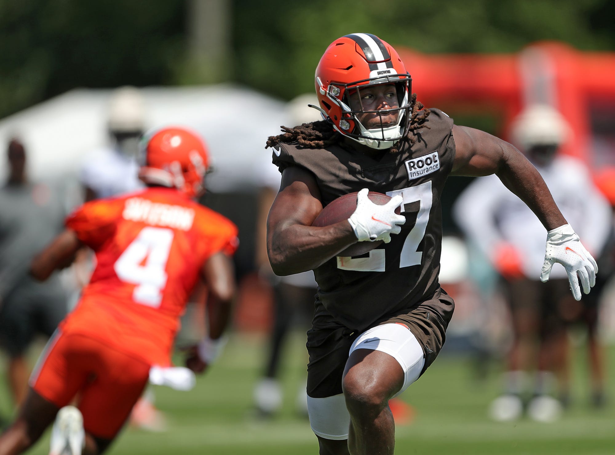 RB Kareem Hunt requests trade from Cleveland Browns, NFL News, Rankings  and Statistics