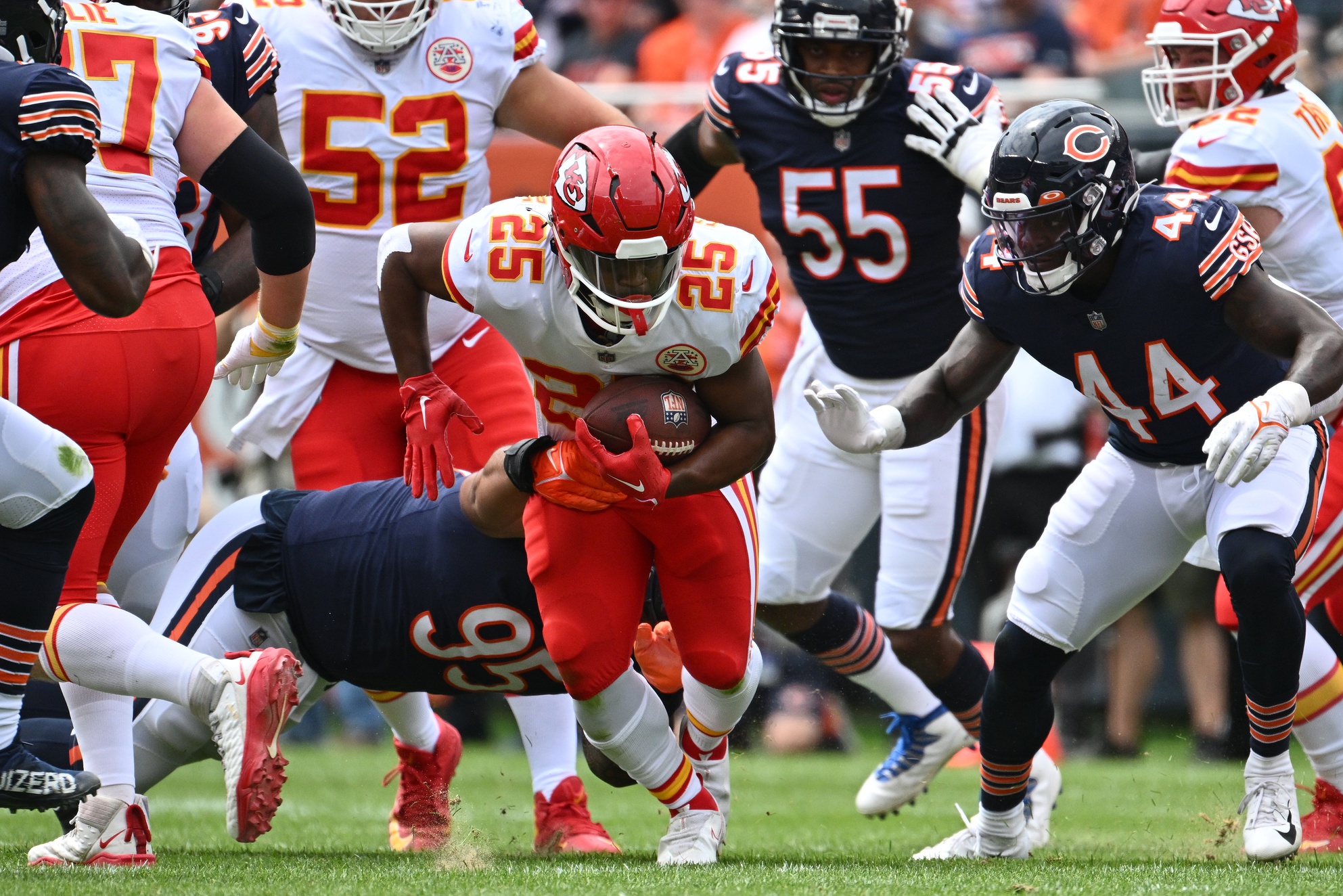 Chiefs Running Back Fantasy Football Outlook: Isiah Pacheco vs. Jerick  McKinnon vs. Clyde Edwards-Helaire