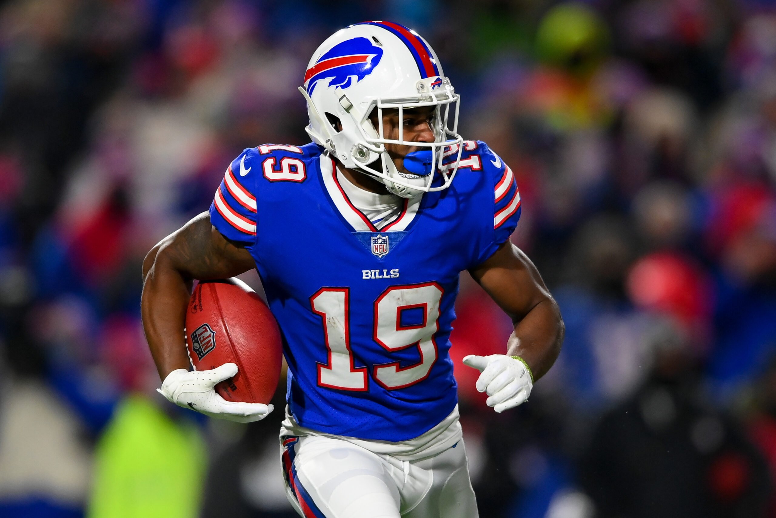 Colts: Ex-Bills WR Isaiah McKenzie leaves Josh Allen