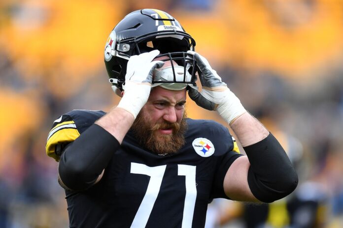 Why the Steelers favored a 7th-round pick and ex-quarterback over former  starters on offensive line