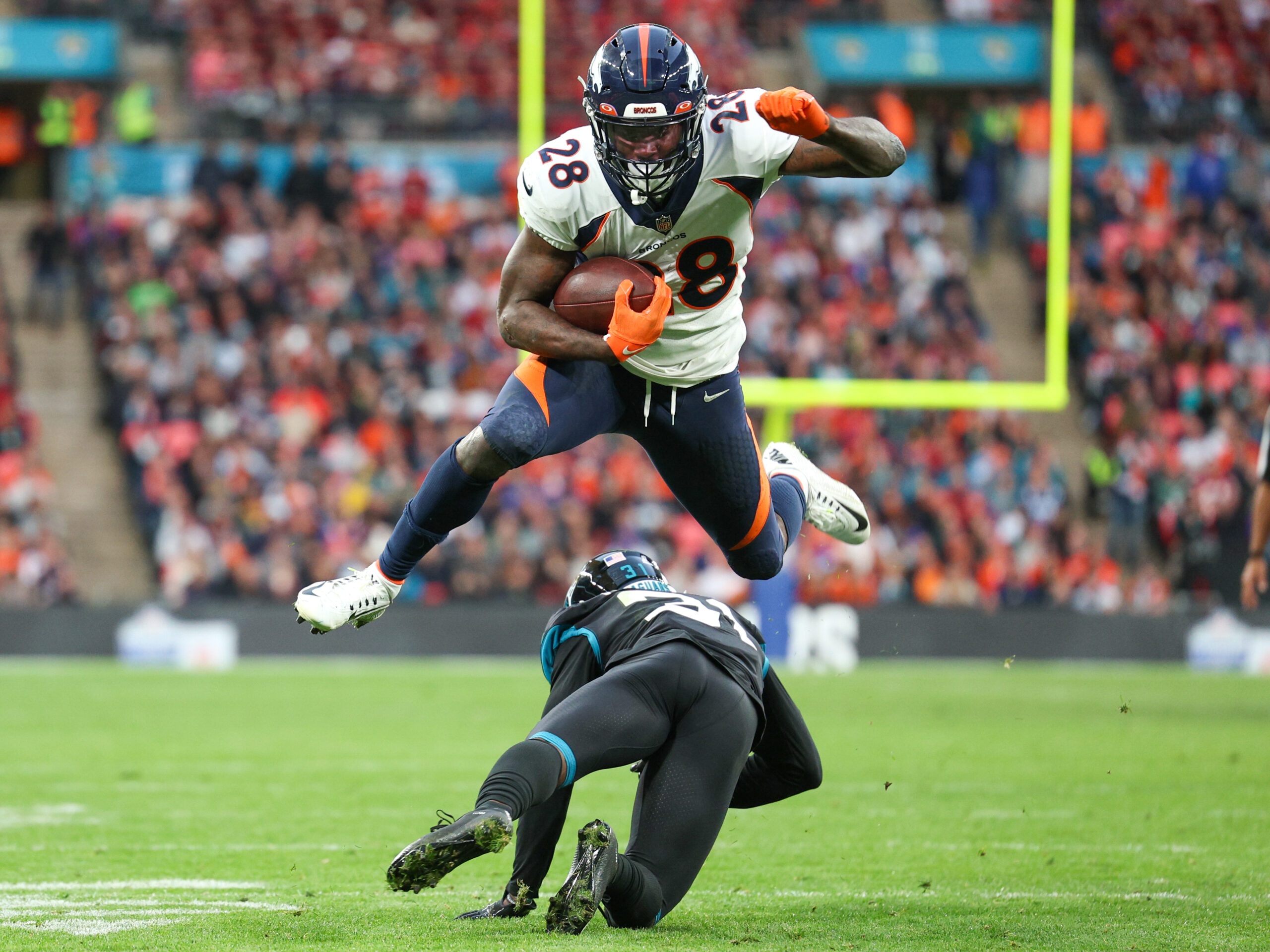 Broncos' Latavius Murray could get bigger role against Panthers