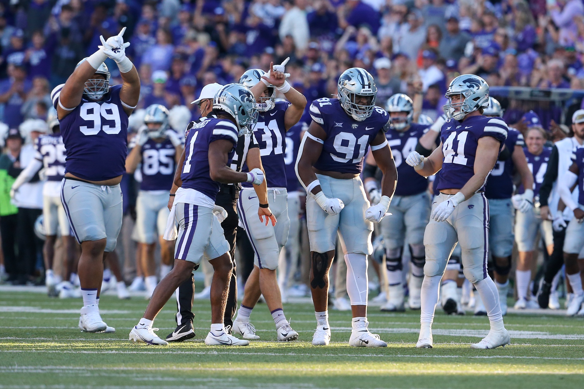 K-State Wildcat mailbag: Yes or no to new football uniforms?