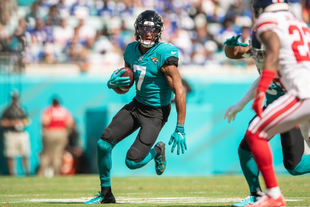 Zay Jones Fantasy Waiver Wire: Should I Pick Up Jaguars WR This Week?