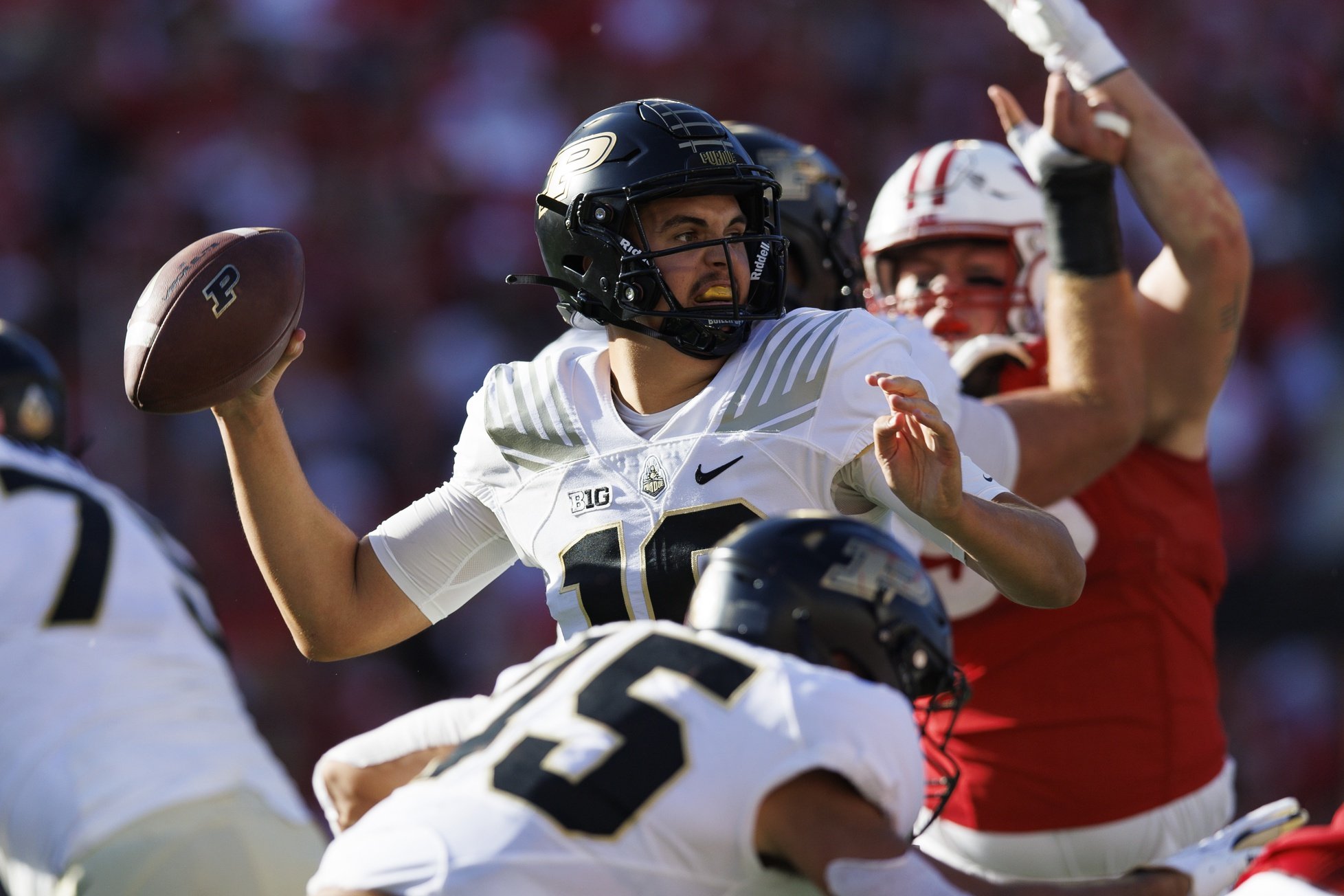 Raiders trade up to select Purdue QB Aidan O'Connell at end of