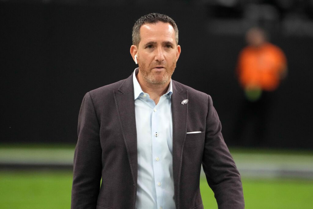 How Eagles general manager Howie Roseman twice beat the odds