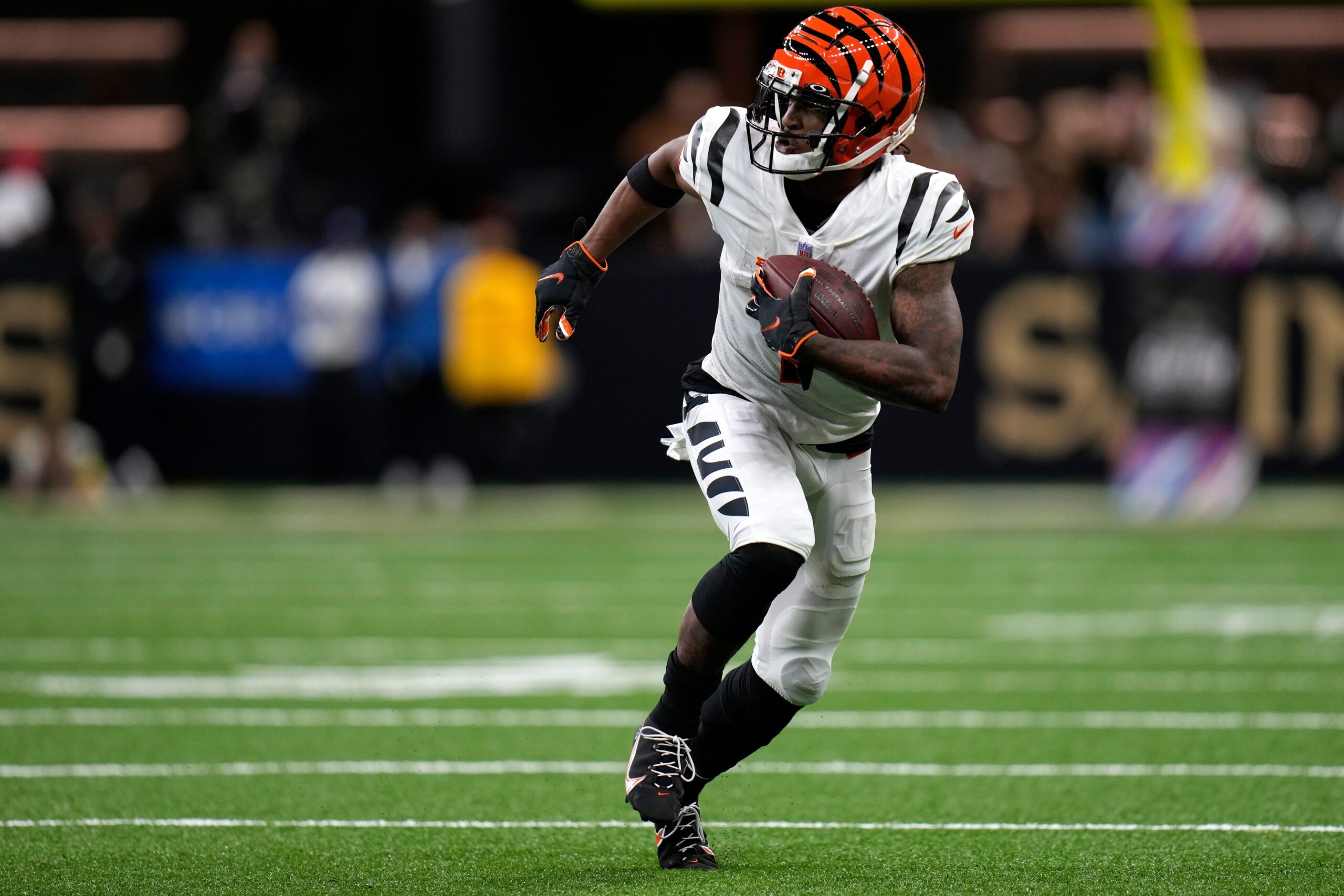 Ja'Marr Chase and Tee Higgins Injury Updates: Fantasy Implications for  Bengals' WRs