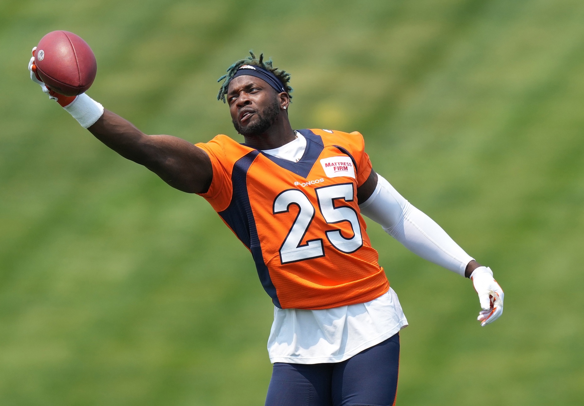 List of inactive players for NFL games in Week 6 – The Denver Post