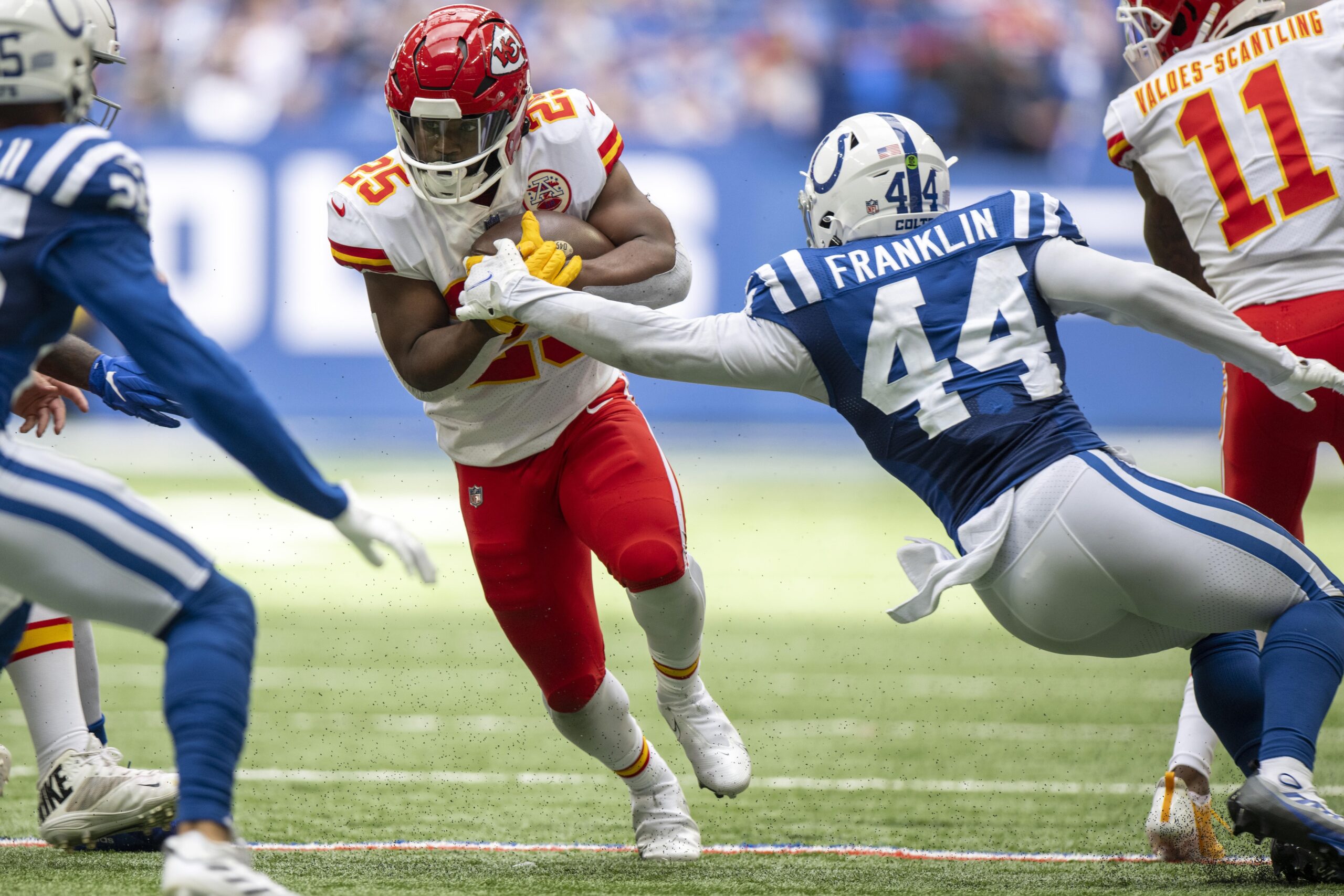 NFL: Clyde Edwards-Helaire carries Chiefs to win over Texans - Los