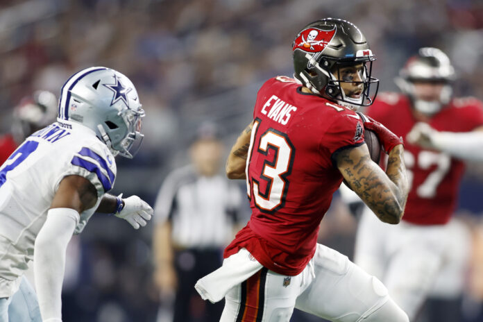 NFL Week 4 Underdog Pick’ems for Sunday Night Football include Mike Evans, Travis Kelce, Leonard Fournette, and Clyde Edwards-Helaire