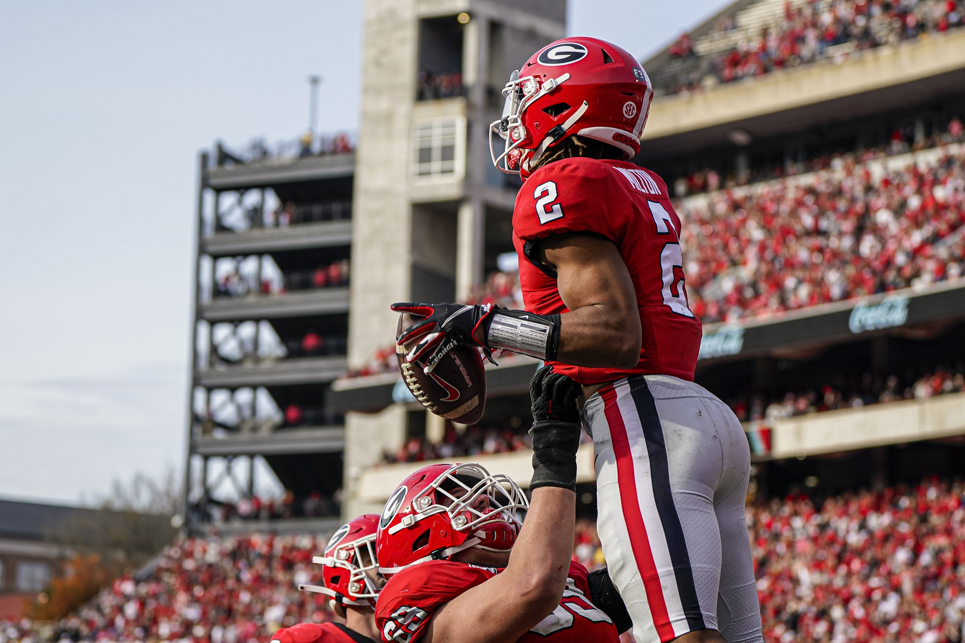 College Football Playoff rankings: Georgia leads, LSU now fifth