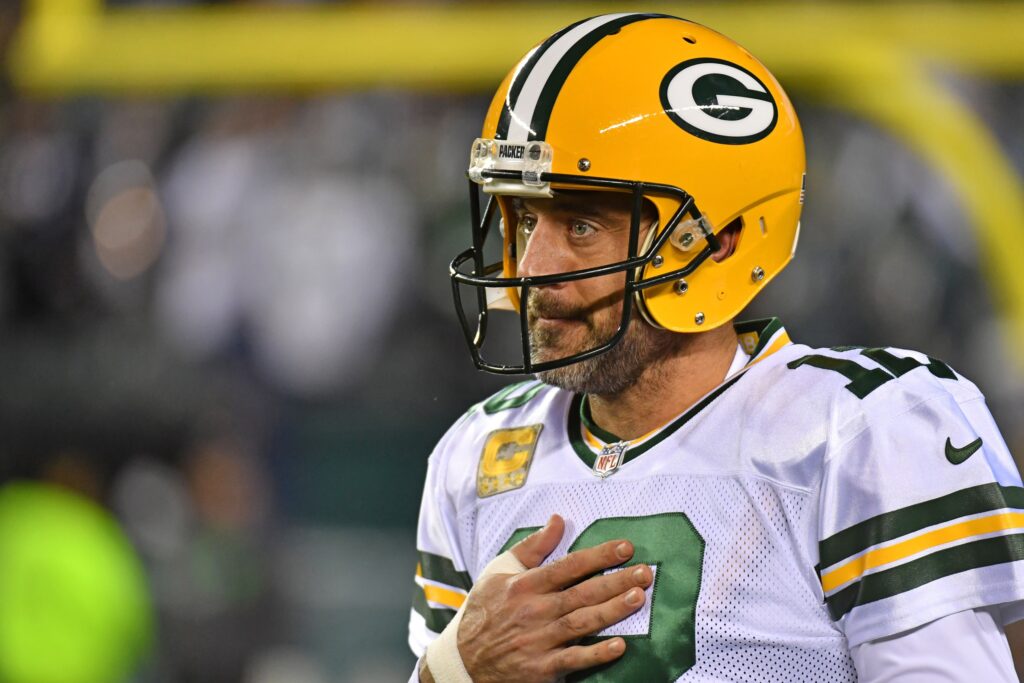 Packers-Bears Prediction & Odds: Aaron Rodgers to Feast