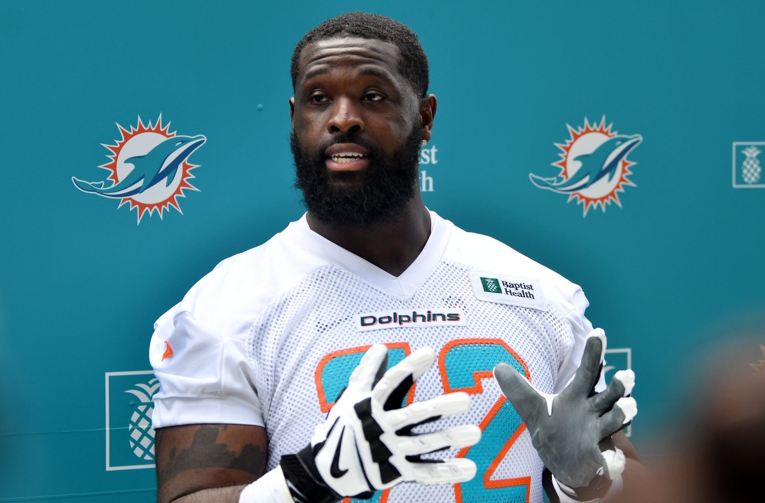 Dolphins injury report: Terron Armstead, Raheem Mostert updates