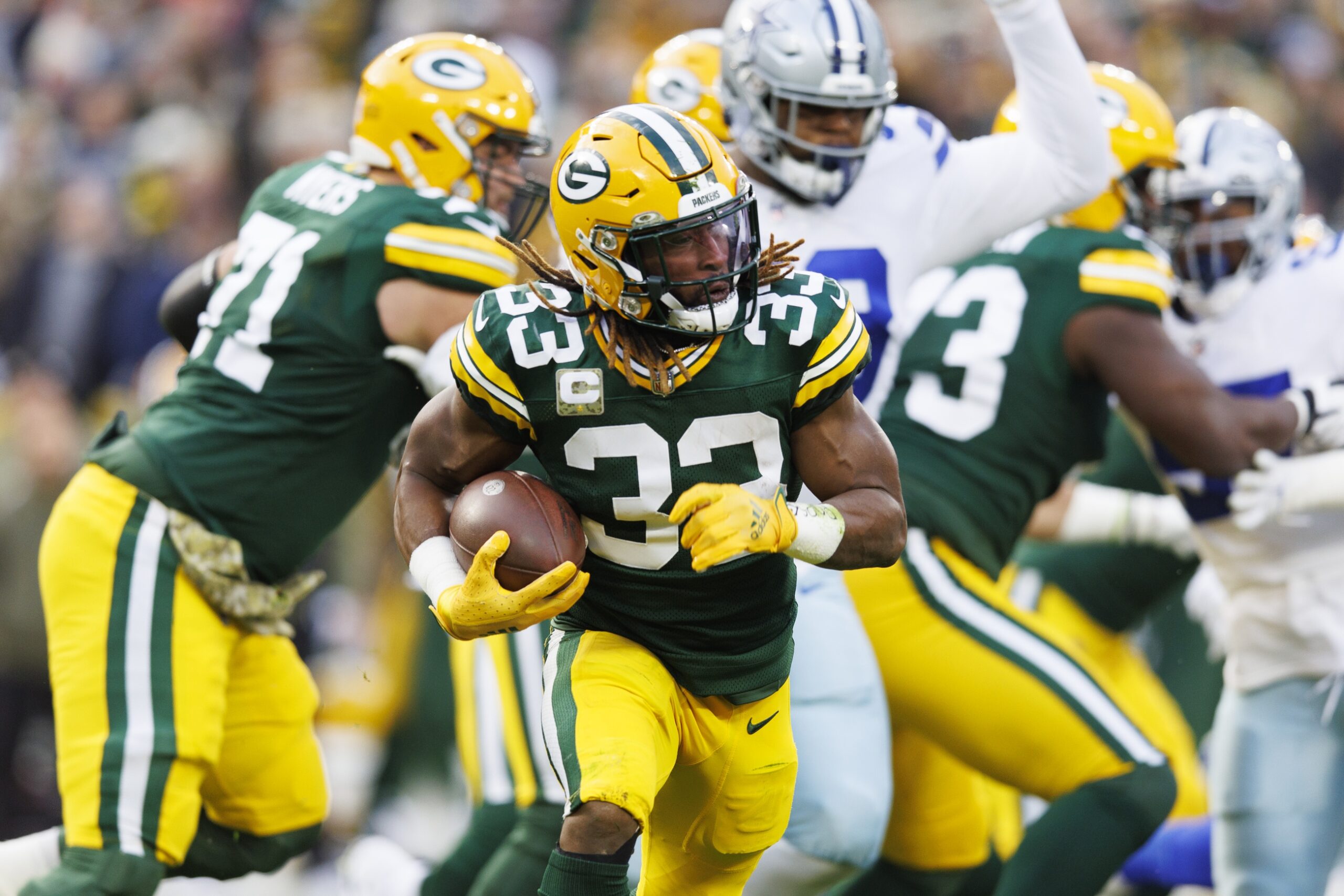 NFL Week 12 Underdog Pick'ems for Sunday Night Football Include Aaron Jones  and Miles Sanders