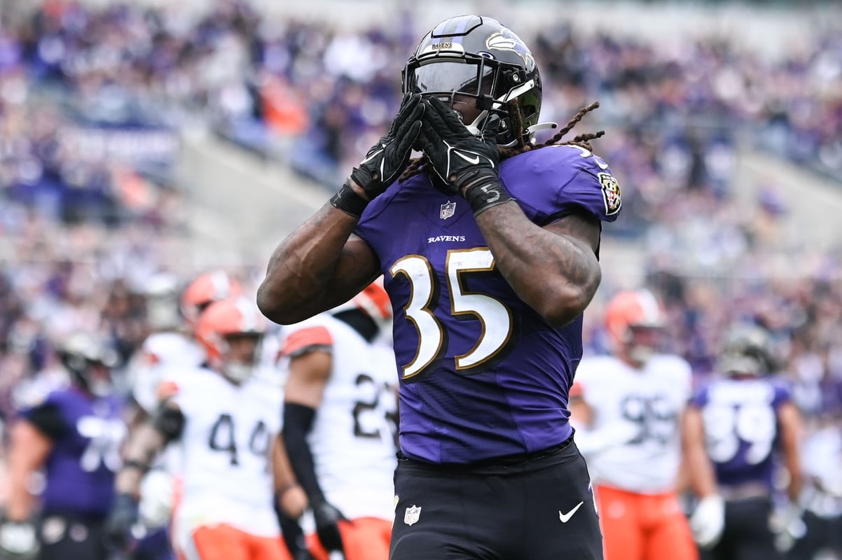 Baltimore Ravens Gus Edwards On Cincinnati Bengals - 'It's Going To Be A  Physical Game' - Sports Illustrated Baltimore Ravens News, Analysis and More