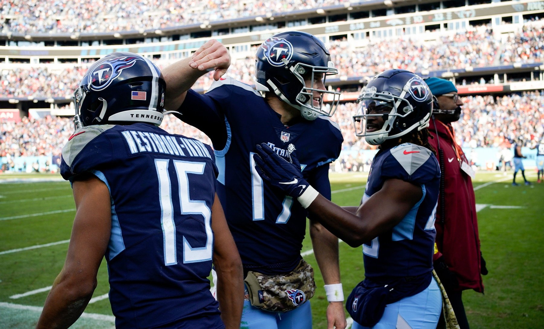 The new Tennessee Titans uniforms are a mess