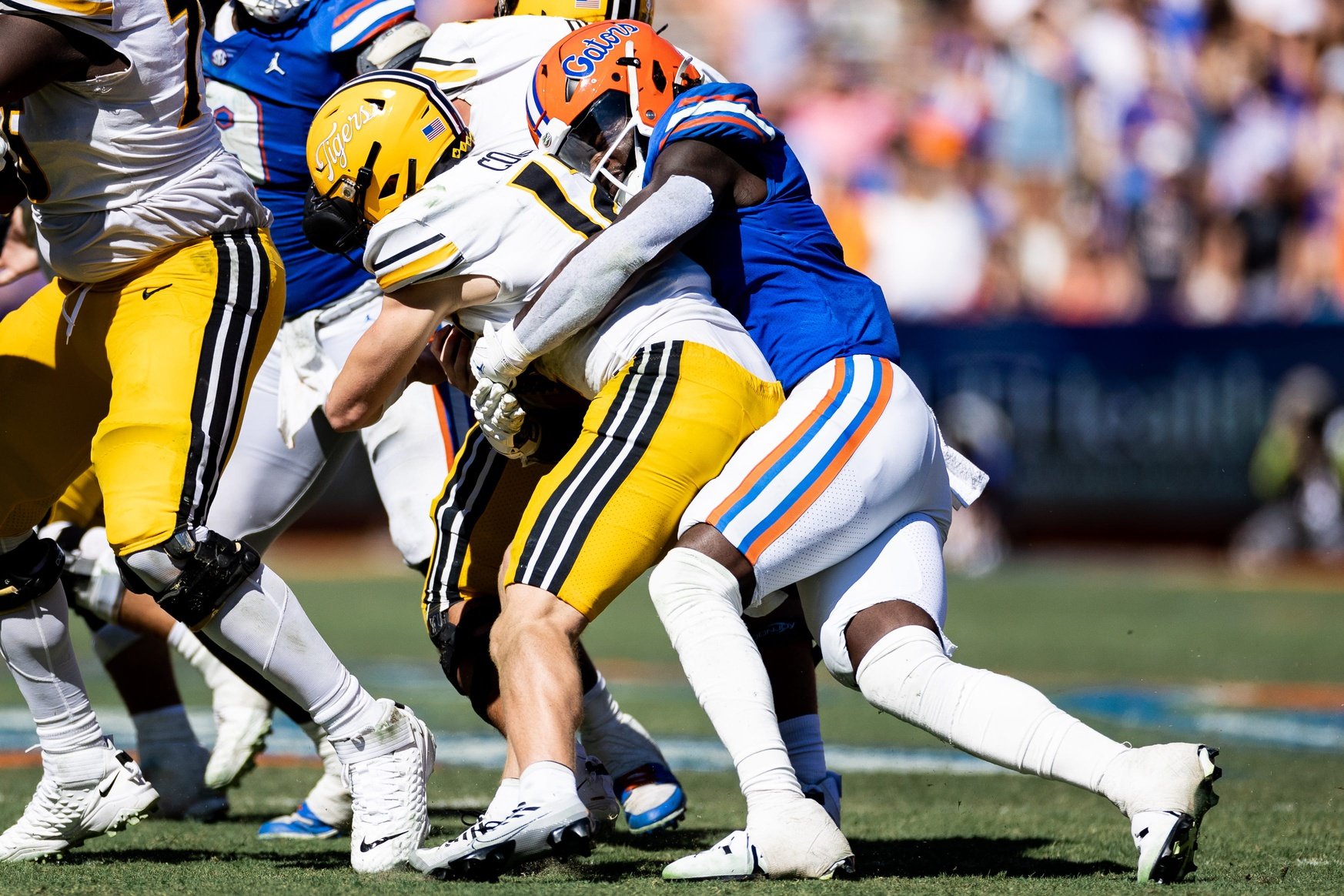 Devonte Wyatt's first sack of 2023 goes for 11-yard loss