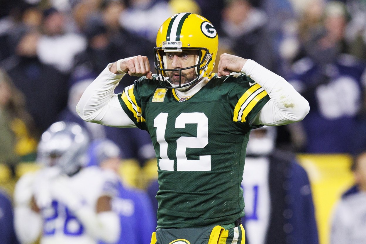 Aaron Rodgers Hearts Marcedes Lewis: Top Thursday Night Football